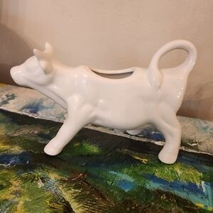 White Porcelain Cow Creamer | Glossy Ceramic Figural Pitcher | Farmhouse Kitchen
